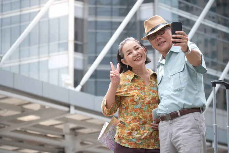 台南晶英酒店新年度瞄準銀髮族旅遊市場，推出「雞+酒」住房方案。台南晶英提供
