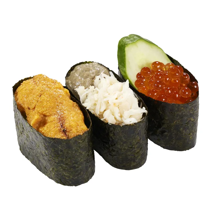 豪華軍艦3貫，100元。業者提供