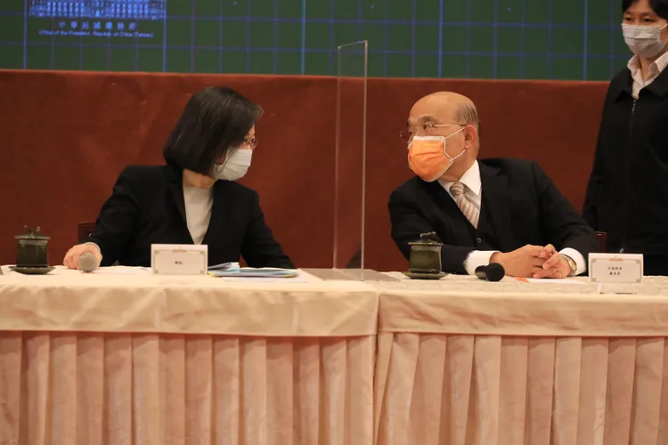 對於內閣改組，賴清德表示尊重蔡英文安排。莊宗達攝