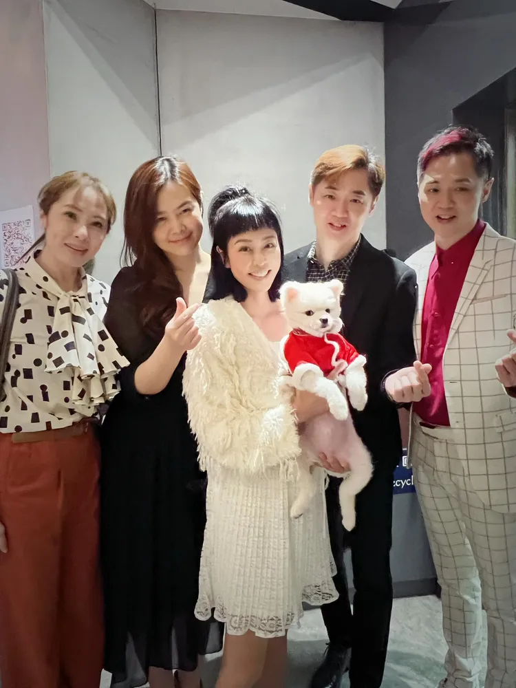 唐玲今巧遇宋氏兄弟夫妻檔。翻攝唐玲臉書