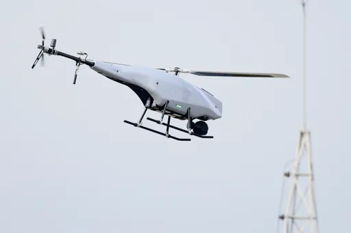 蔡英文視察機步旅聯兵營　旋翼型無人機首度公開操演