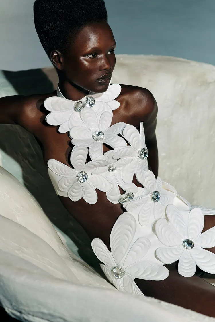 AREA 2023早春度假系列。Onefifteen初衣食午提供