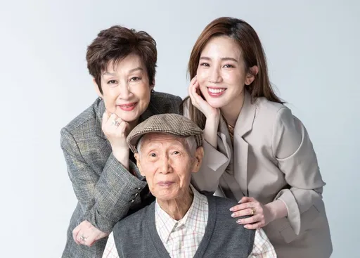 愛雅92歲父親初二辭世 2年內痛失雙親悲嘆「我是孤兒」