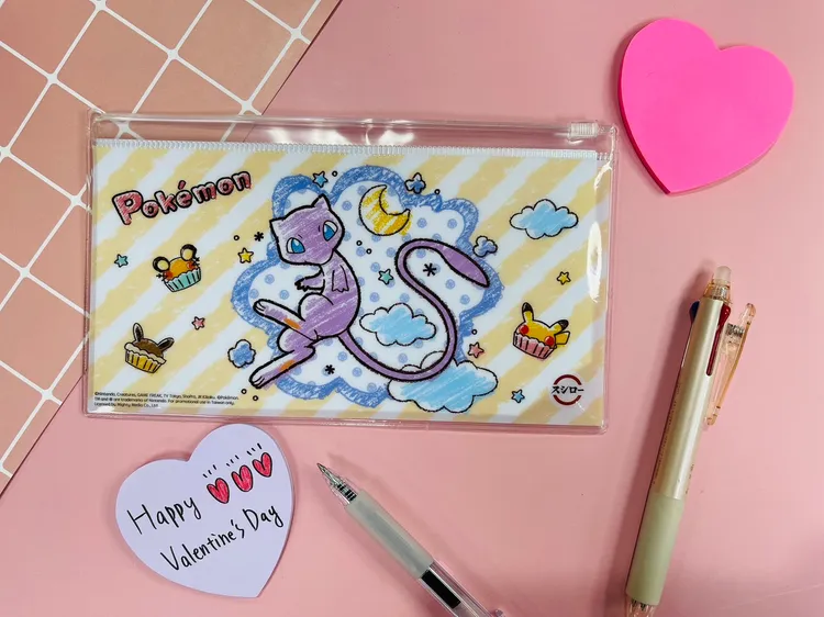 2/14情人節當天到壽司郎用餐，單筆發票金額滿800元，即可獲得夢幻粉彩夾鏈袋乙個，數量有限送完為止。業者提供