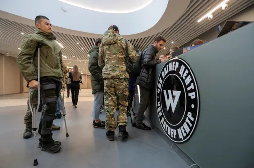 華格納傭兵組織創辦人發布戰士陣亡照　控訴俄軍未支援彈藥