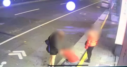 華西街搭訕醉男再洗劫5.5萬現金　要不得！萬華警逮2女到案