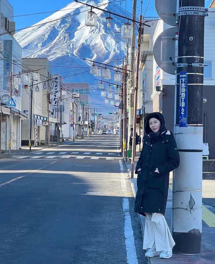 張景嵐到日本富士山下一遊。翻攝張景嵐IG
