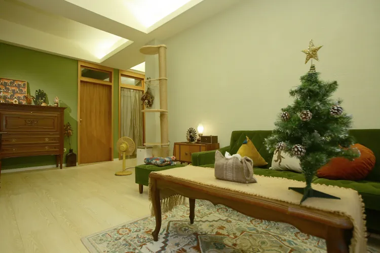 整體風格採綠、金和大地色組合。朱世閎攝