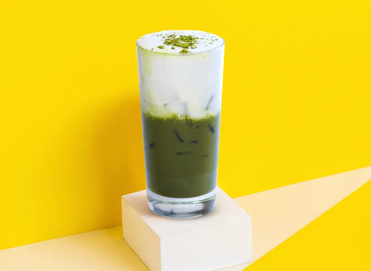 FLASH COFFEE所有鮮乳品項皆使用雲林縣政府和台農鮮乳廠合作推出的在地小農鮮乳品牌「崙背鮮乳」。業者提供