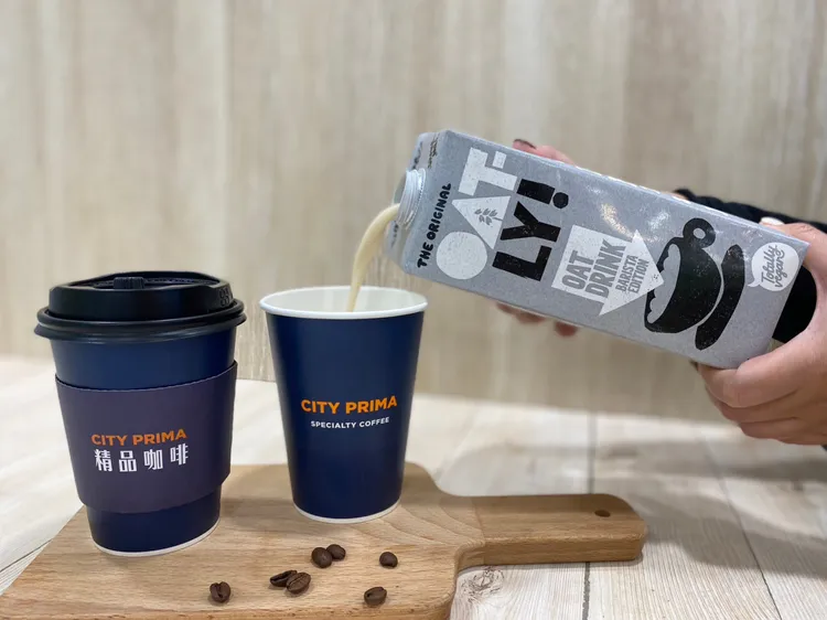 CITY CAFE燕麥拿鐵為年銷額逾5億元熱銷單品。業者提供
