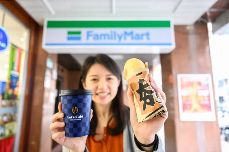購買夯馬鈴薯搭配Let’s Café 中杯單品咖啡享10元折扣優惠。業者提供