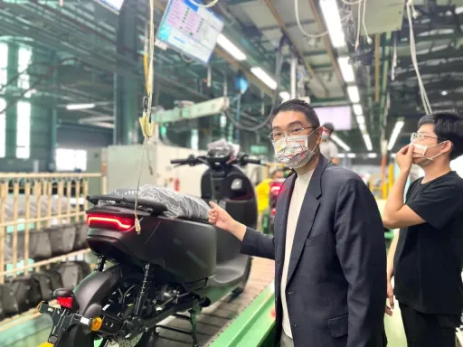 謝國樑兌現政見？補助基隆人3萬元買電動車　要先符合3條件