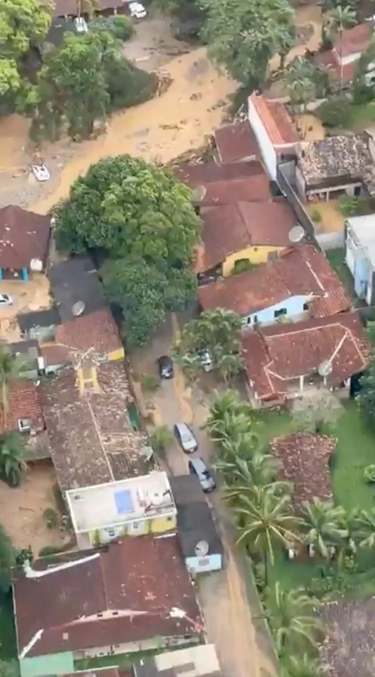 豪雨重創聖保羅州沿海。路透社