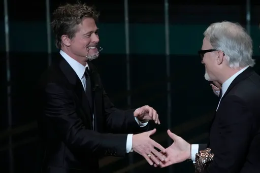 法國奧斯卡|男神小布驚喜獻獎大衛芬奇 《追兇12夜》奪最佳影片等6獎大贏家