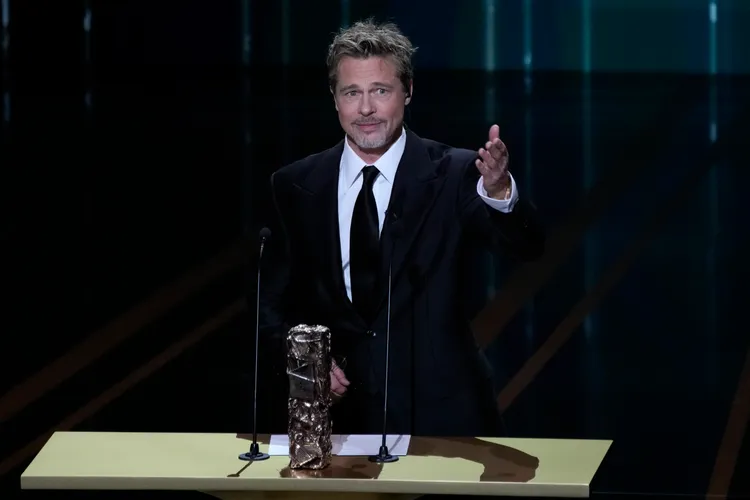 布萊德彼特3年前曾婉拒凱撒獎榮譽獎，今年為本屆得主大衛芬奇擔任引言人。美聯社