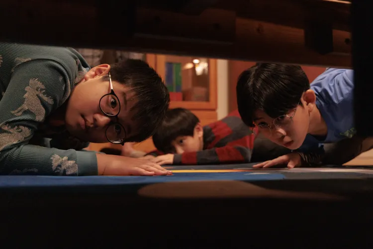 小演員群表現獲「父母」馬念先、朱芷瑩激賞。公視台語台提供