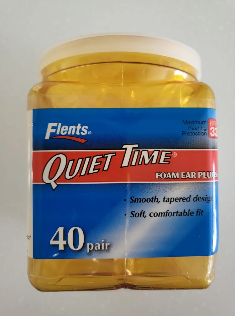 欣西亞送鄰居的這款耳塞。翻攝臉書「欣西亞和Shane任翔」