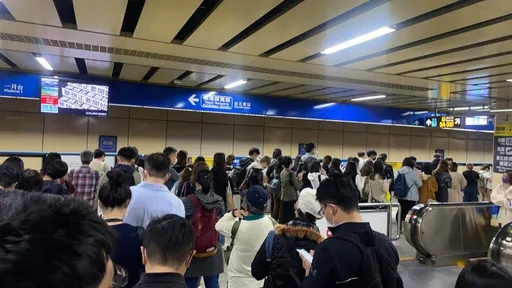 捷運乘車系統當機！乘客一看電腦竟是XP　網驚呼：太猛了