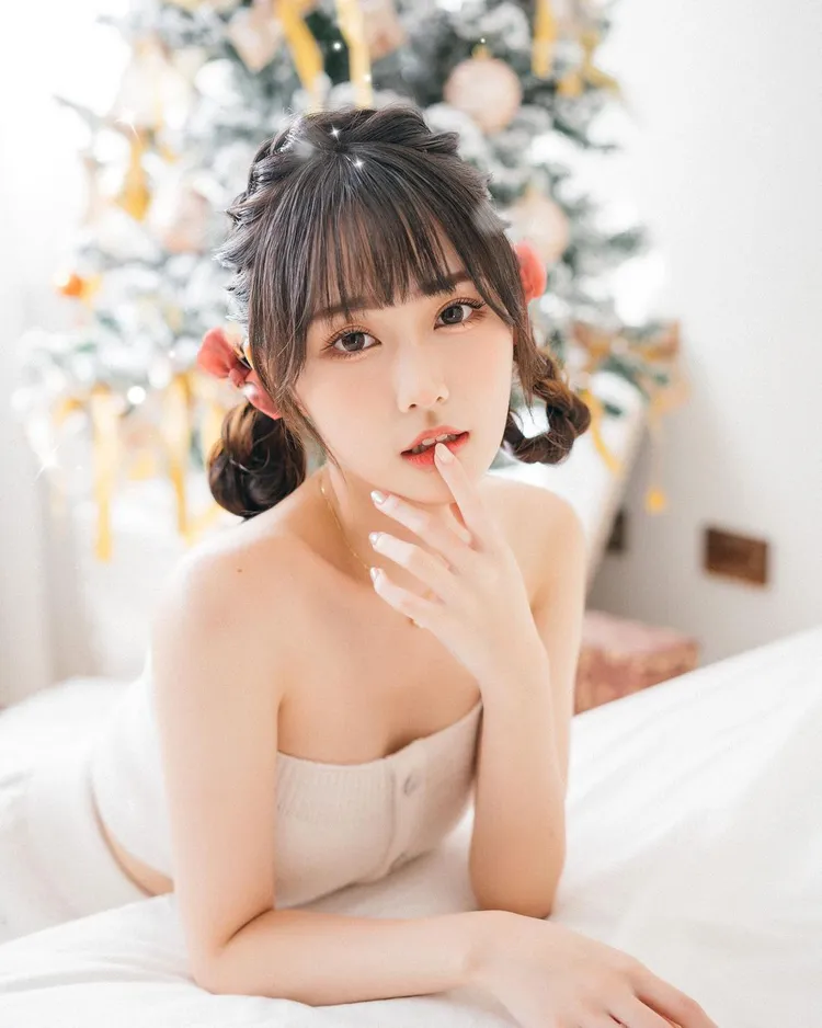 瑋庭雖然還是學生，但已開始接模特兒的工作。