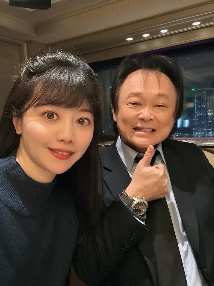 高嘉瑜曬出與王世堅合照。翻攝高嘉瑜臉書