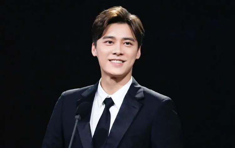 男星李易峰因嫖妓風波退圈。翻攝壹峰信微博