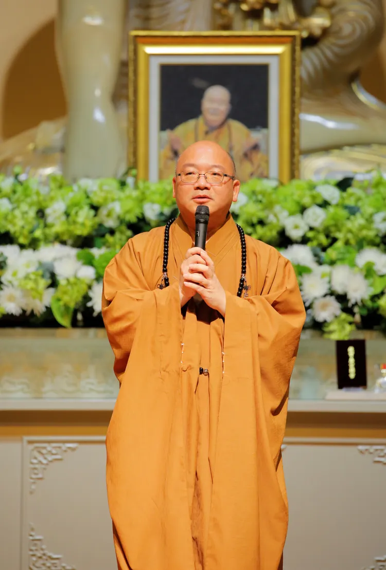 心保和尚說，「一等教育專業獎章」是大師一生對教育奉獻的榮耀。佛光山提供