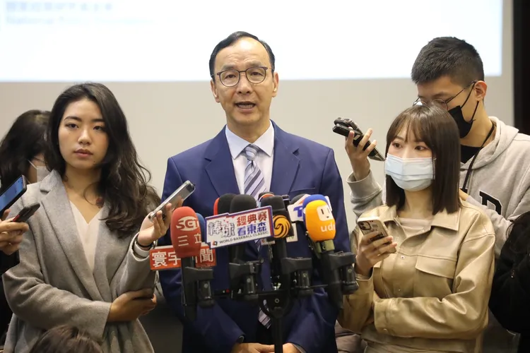 黨主席朱立倫昨天表示，相信黃呂錦茹會繼續領導北市黨部。國民黨提供