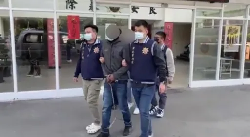 上夜店玩乐兼贩毒赚生活费  2体壮非裔男捞偏门遭逮