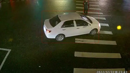 保障行人路權！新北警大執法　車靠行人3公尺內2月至今開罰3194件