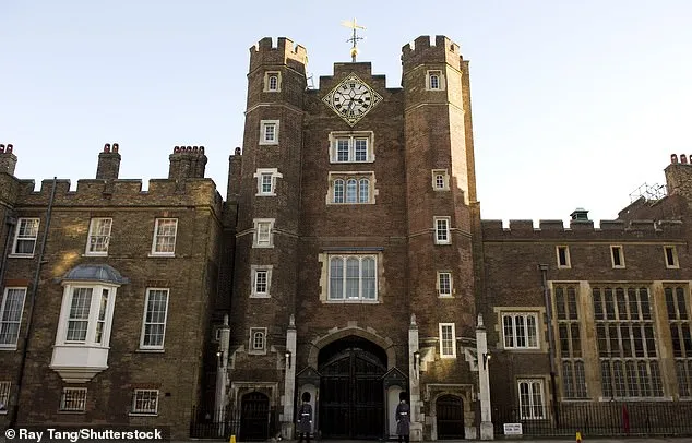 英國聖詹姆士宮自2015年起開放出租，但有錢不一定租得到，要經過嚴格的背景審查才能當房客。