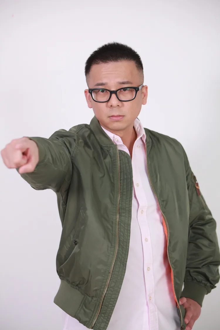 阿甘參演八點檔《市井豪門》，演出刑警甘易飛，希望新名字讓自己苦盡甘來。民視提供