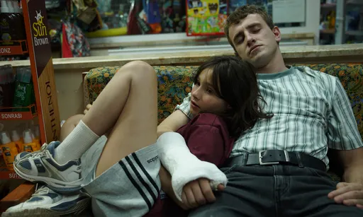 《正常人》男星演單親爸超齡發揮 保羅麥斯卡驚奇提名奧斯卡影帝