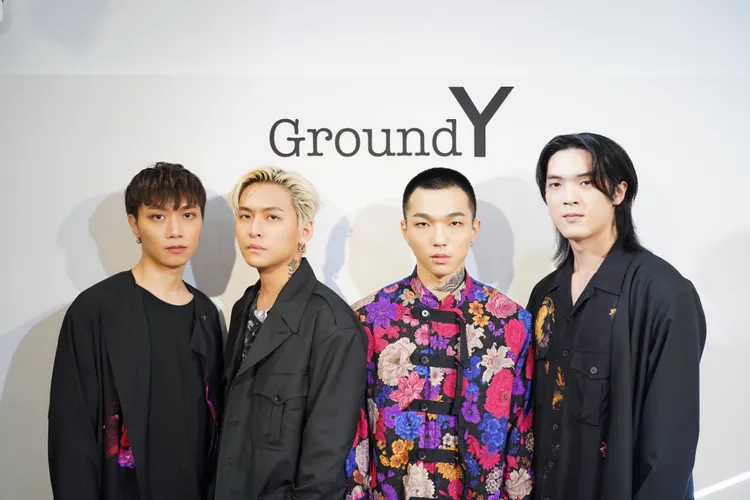 傻子與白痴今年情人節在工作中度過。