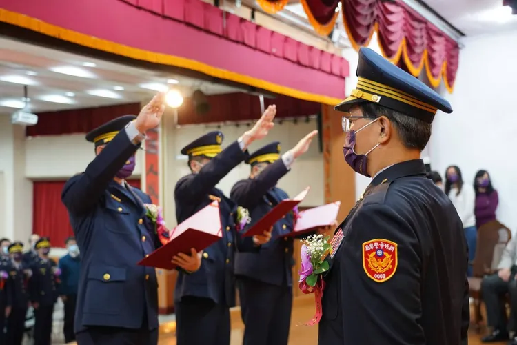 宣誓就任，新竹市警局提供
