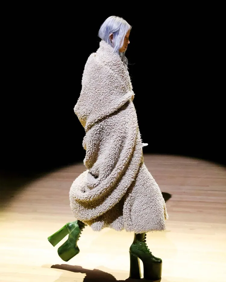 MARC JACOBS 2023春季「英雄」系列。翻攝marcjacobs IG