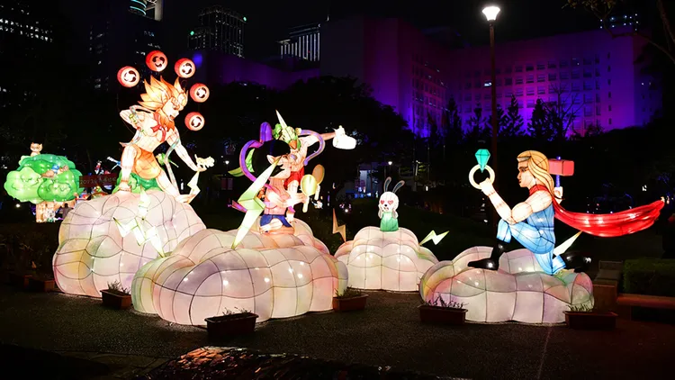 雷公與電母花燈裡也有兔子。翻攝自台灣燈會官網