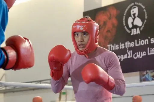 「抗癌女拳王」陳念琴擊敗東奧銀牌　拳擊金腰帶賽奪金牌