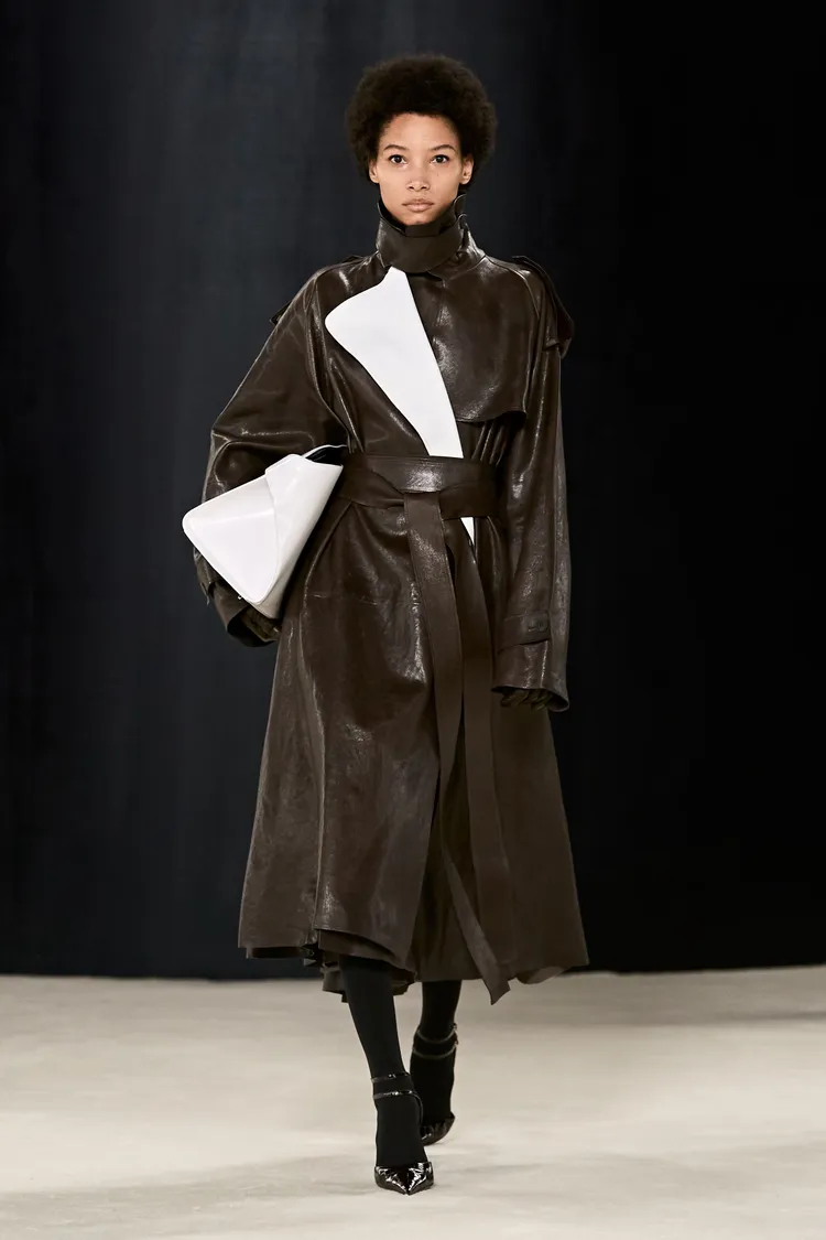 FERRAGAMO 2023秋冬大秀。品牌提供