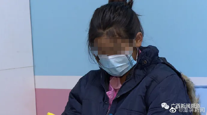 小苦遭遇讓中國網友群情憤慨。翻攝自微博