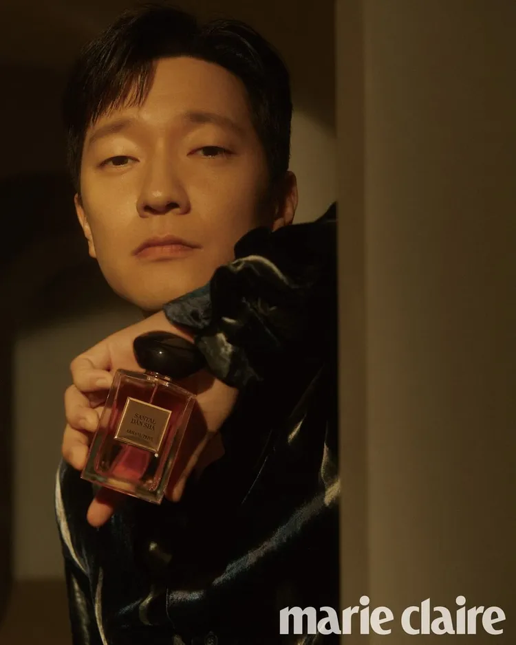 孫錫求去年因出演《我的出走日記》中「具先生」一角爆紅。品牌提供