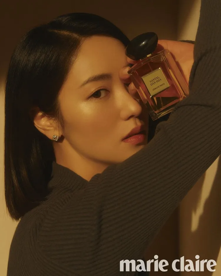 女星全余贇的放鬆、沉穩、清好氣質，就與#東方紅木香給人的氛圍一樣。品牌提供