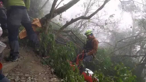 夫妻登北大武山 夫墜80公尺深崖!尋獲已無生命跡象