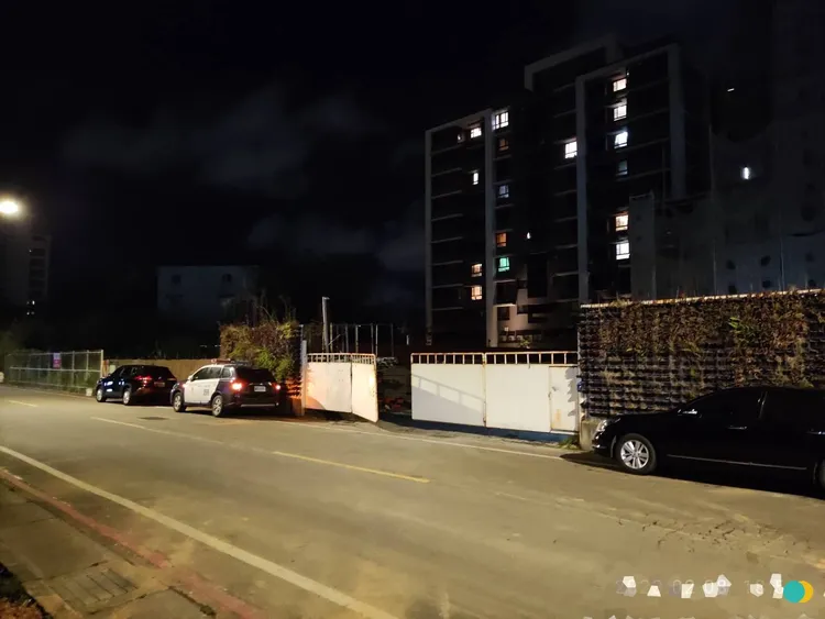 賭場隱藏在這處工地地下室。三峽警分局提供