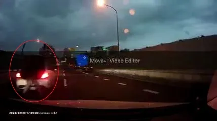 行駛台64線遭逼車攔停 賓士惡煞囂張揮棍棒!中和警:追究到底