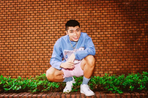 22歲樂壇鮮肉挾千萬點閱　狂接40場校園耳膜差點破掉