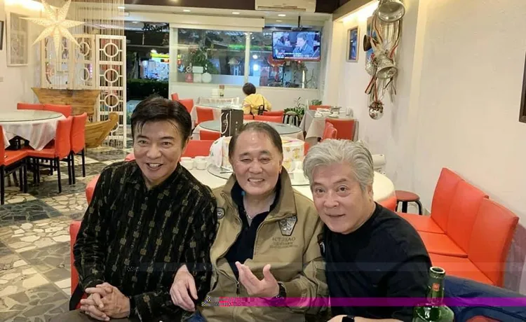 張佩華（左起）、向雲鵬和龍隆。翻攝向雲鵬臉書