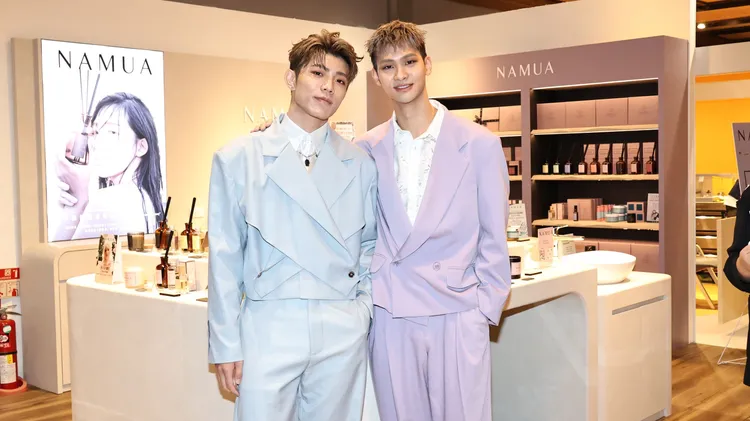 夏浦洋（右）和陳峻廷（左）力挺師姊，擔任NAMUA一日店長。莊宗達攝