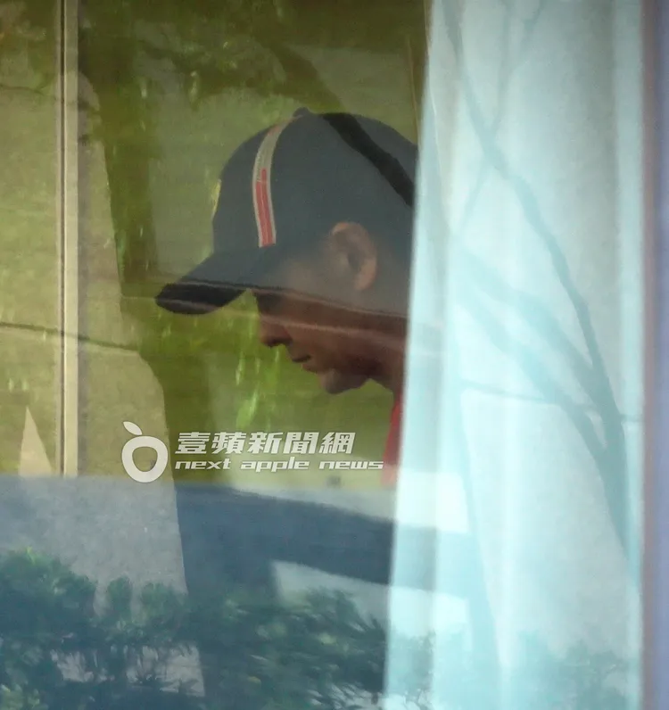 林志穎看起來恢復良好，露出些許的雙下巴。特勤中心攝