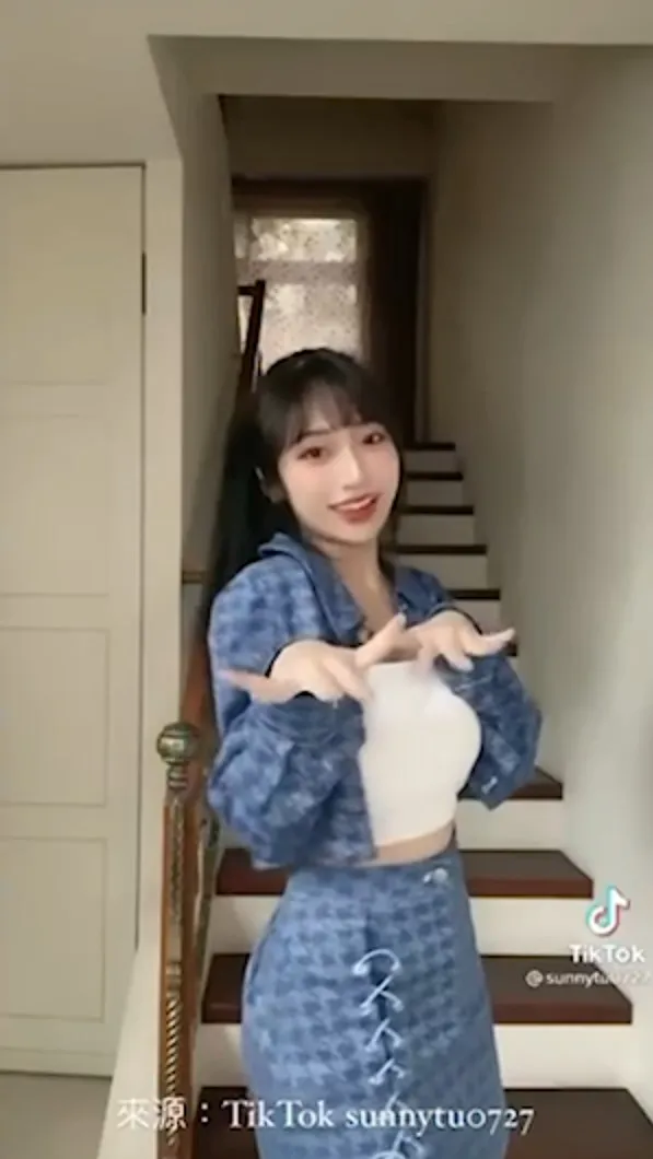 來~來~來~大家一起來熱舞。TikTok :sunnytu0727 提供