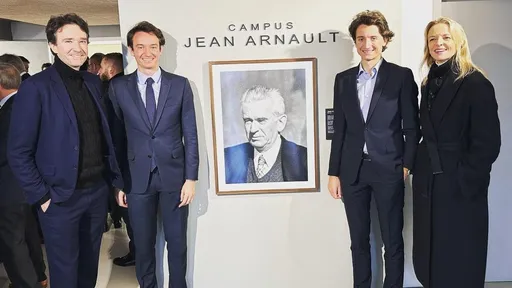 LVMH集團接班人一字排開少1人 阿諾兄弟鬥法鬥到檯面上